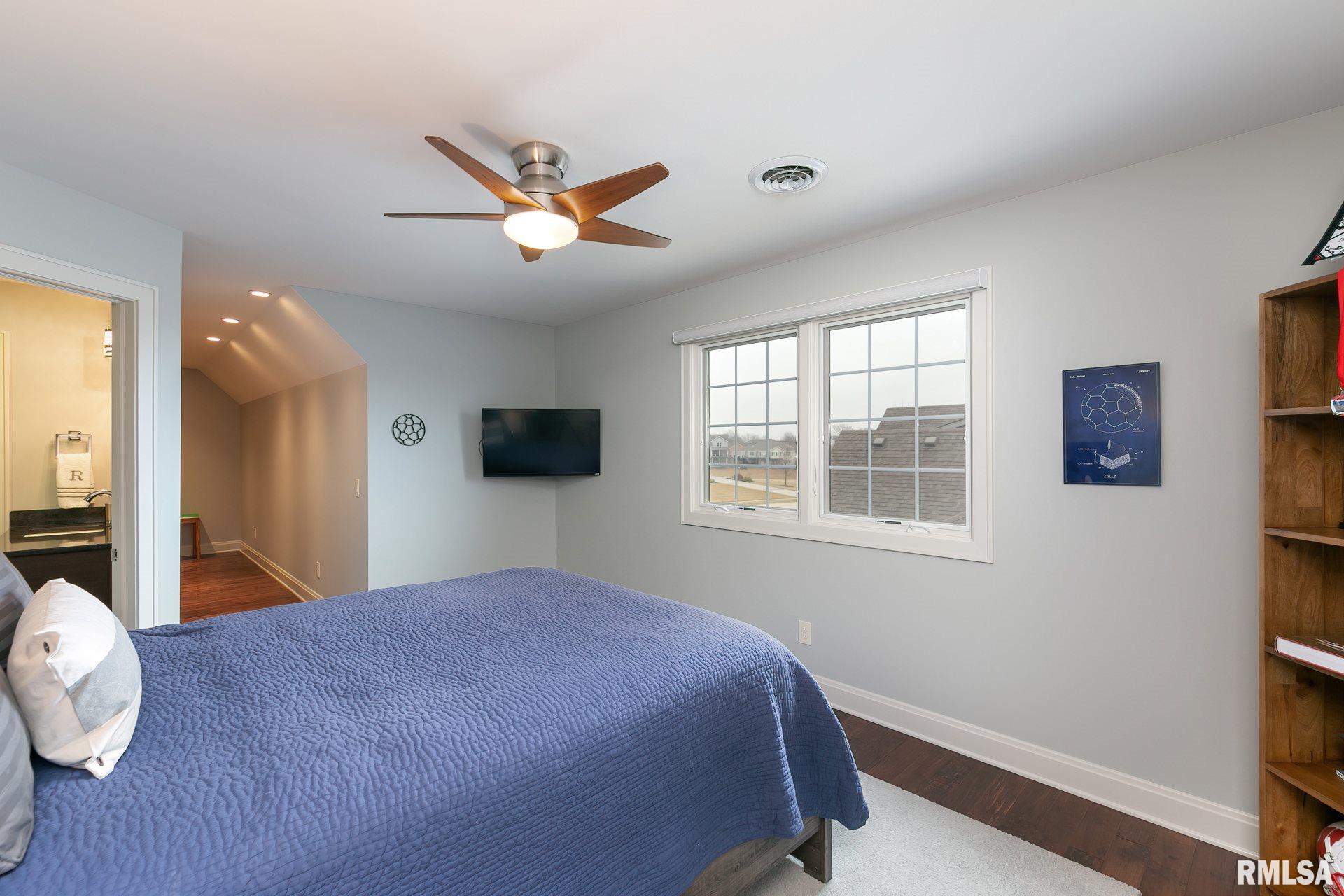 5982 Cardinal Road Bettendorf, IA 52722 - Photo 30 of 50 Gallery Image 30