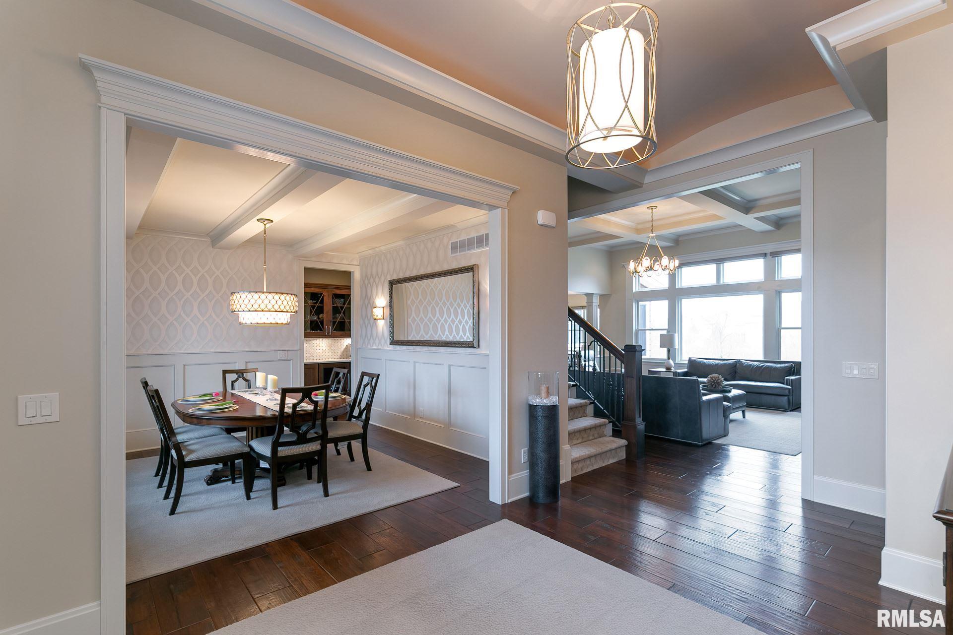5982 Cardinal Road Bettendorf, IA 52722 - Photo 4 of 50 Gallery Image 4