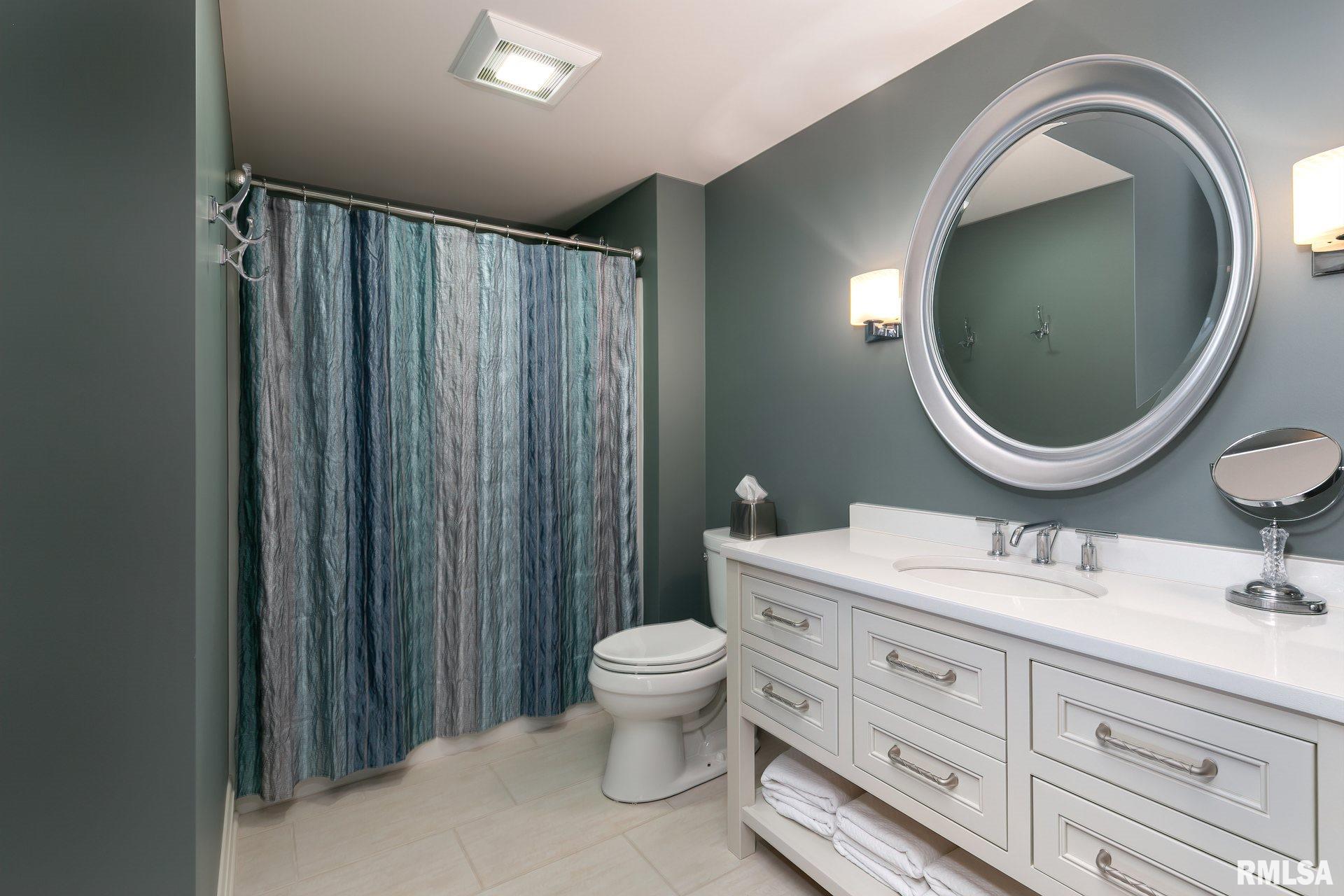 5982 Cardinal Road Bettendorf, IA 52722 - Photo 42 of 50 Gallery Image 42