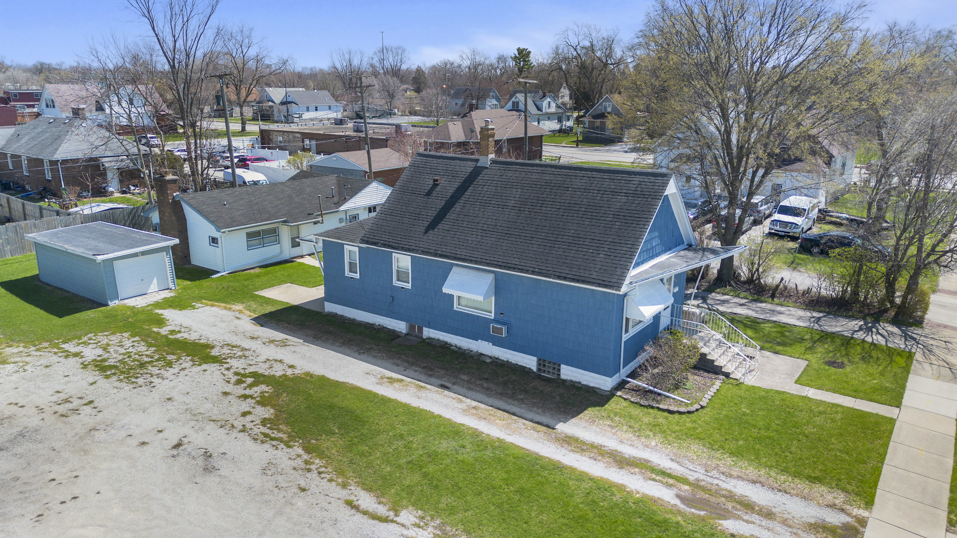 3333 Union Avenue Steger, IL 60475 - Photo 3 of 31 a view of a house with a yard