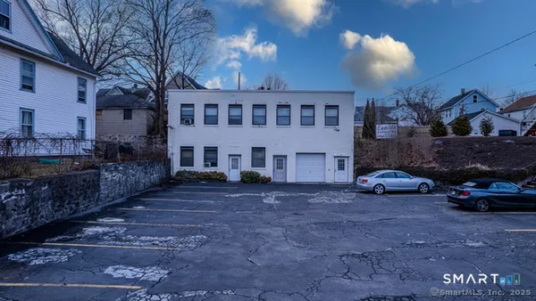 $525,000 | 443 Main Street, Torrington, CT 06790