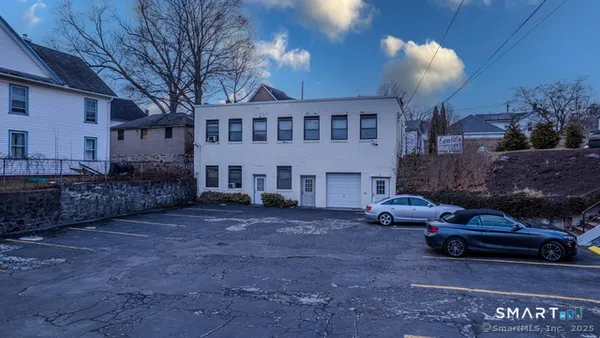 $525,000 | 443 Main Street, Torrington, CT 06790