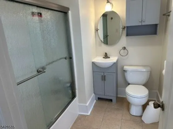 $2,950 | 2493 Lamington Road, Bedminster, NJ 07921