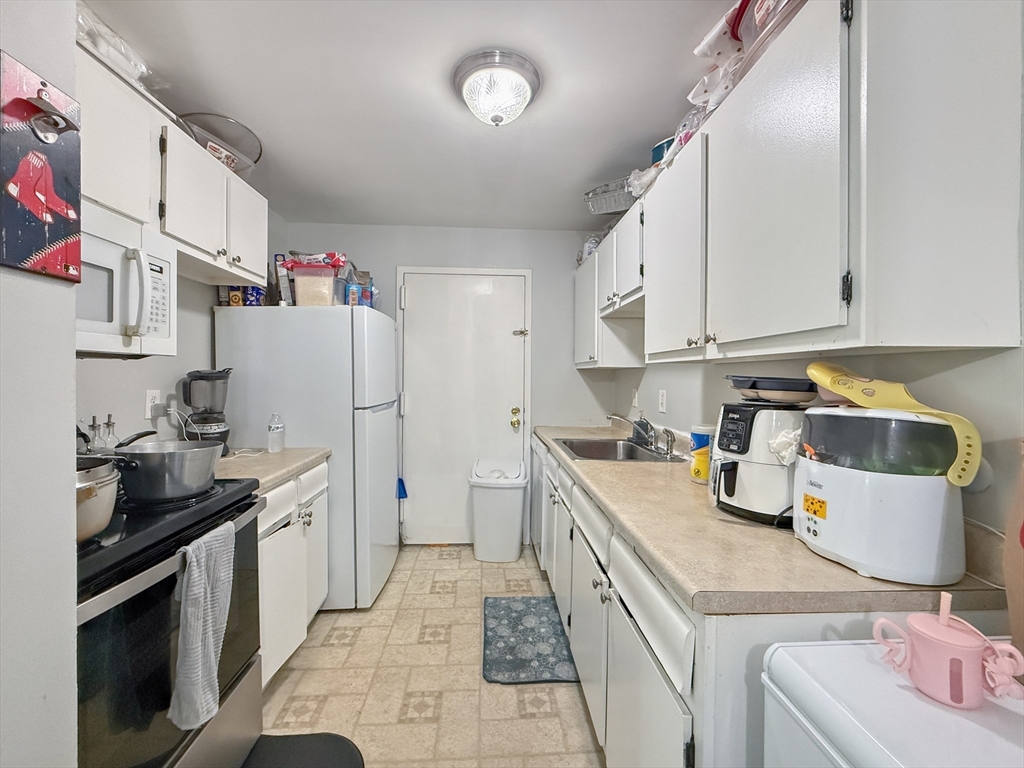 2 Village Way, Unit 6 Natick, MA 01760 - Photo 8 of 20