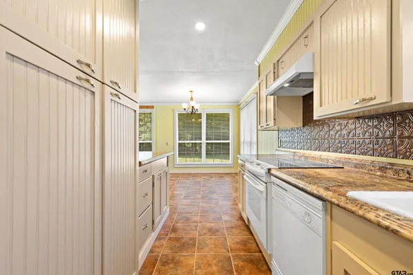 $349,899 | 189 Fm 555, Gilmer, TX 75645