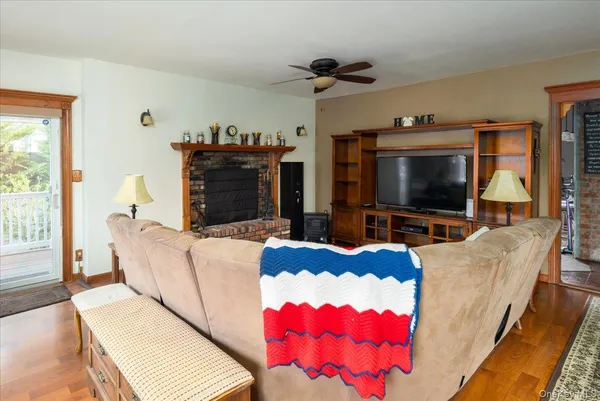 $899,000 | 210 Frederick Avenue, Bellmore, NY 11710