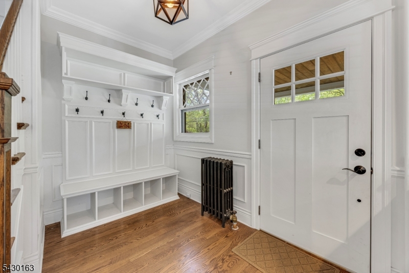 228 Miller Road Mahwah, NJ 07430 - Photo 4 of 26