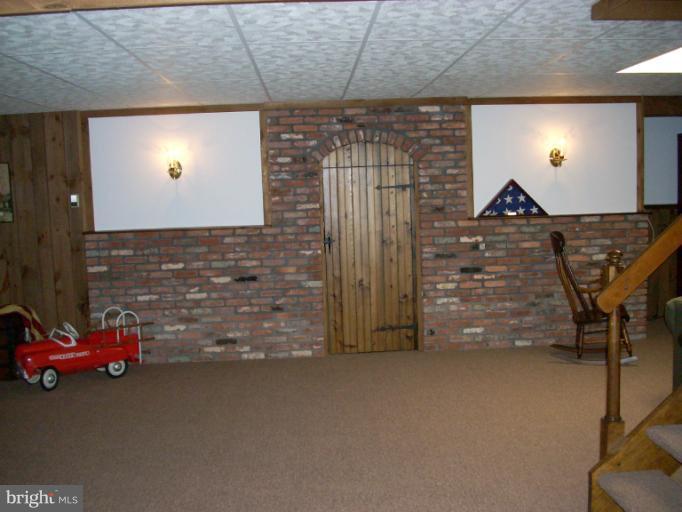 5262 Freter Road Sykesville, MD 21784 - Photo 5 of 23 Interior (General)