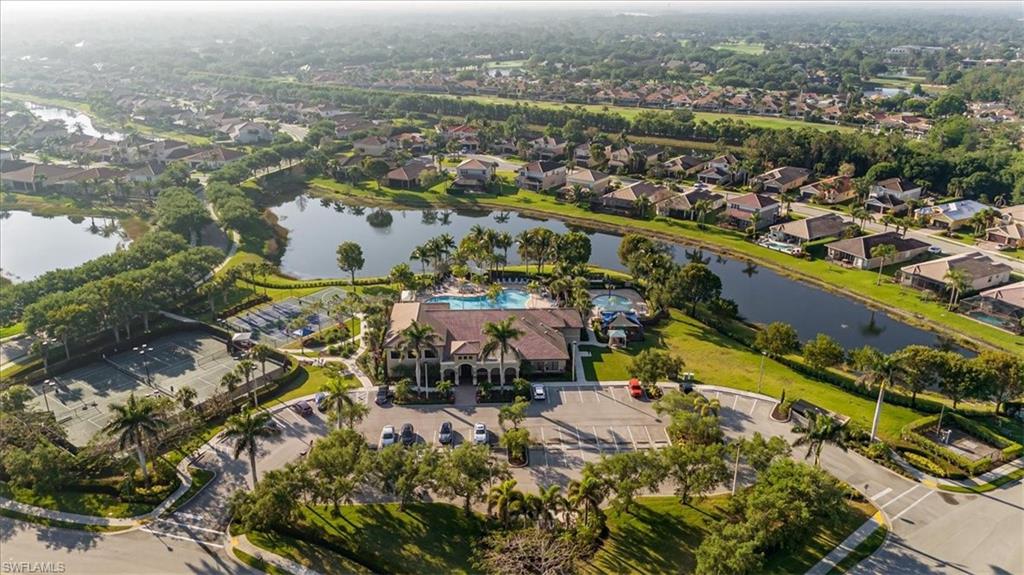 6502 Monterey Point, Unit 202 Naples, FL 34105 - Photo 3 of 18 Gallery Image 3