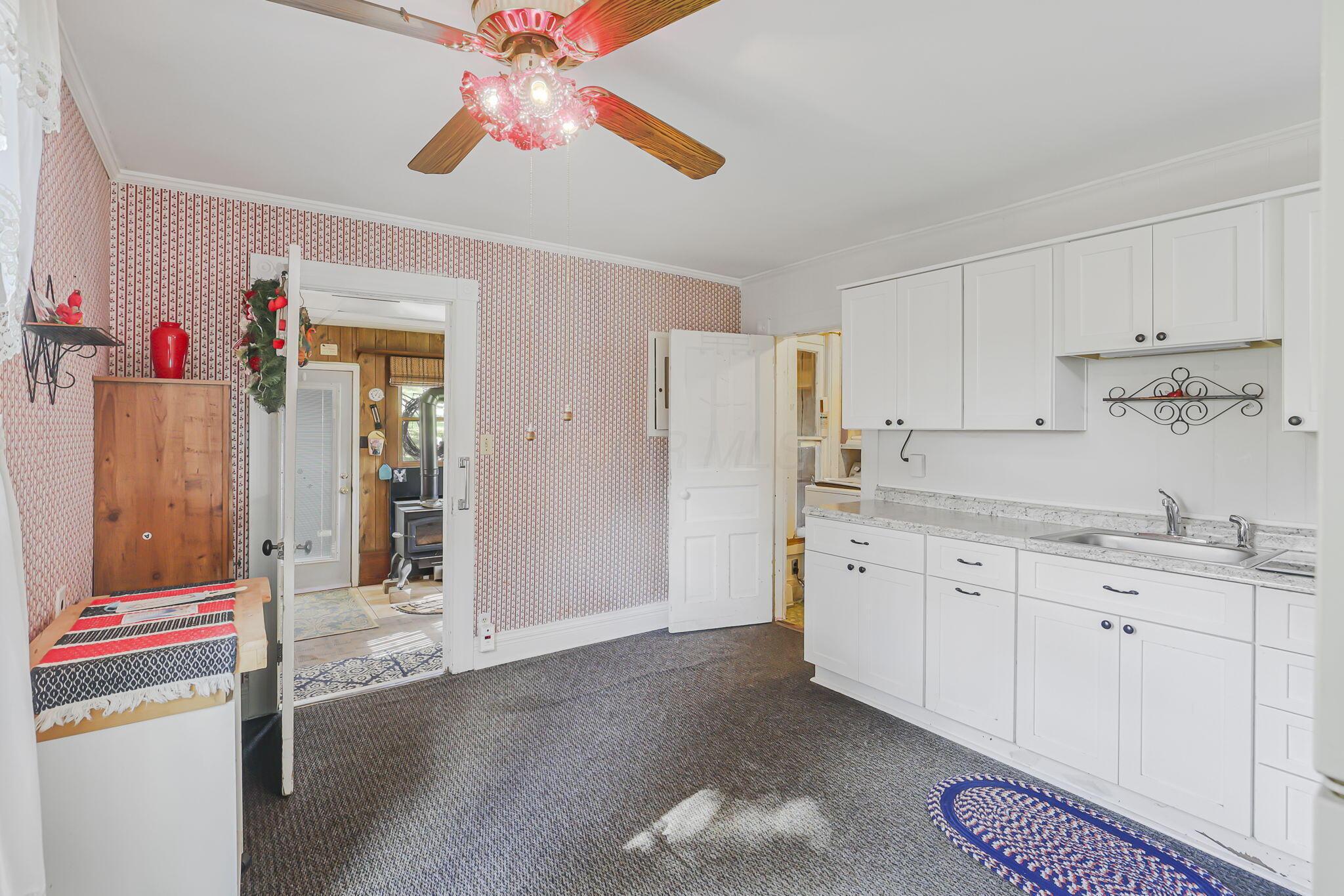 2259 Montgomery Road Northeast Newark, OH 43055 - Photo 19 of 44 18-web-or-mls-0N4A8934