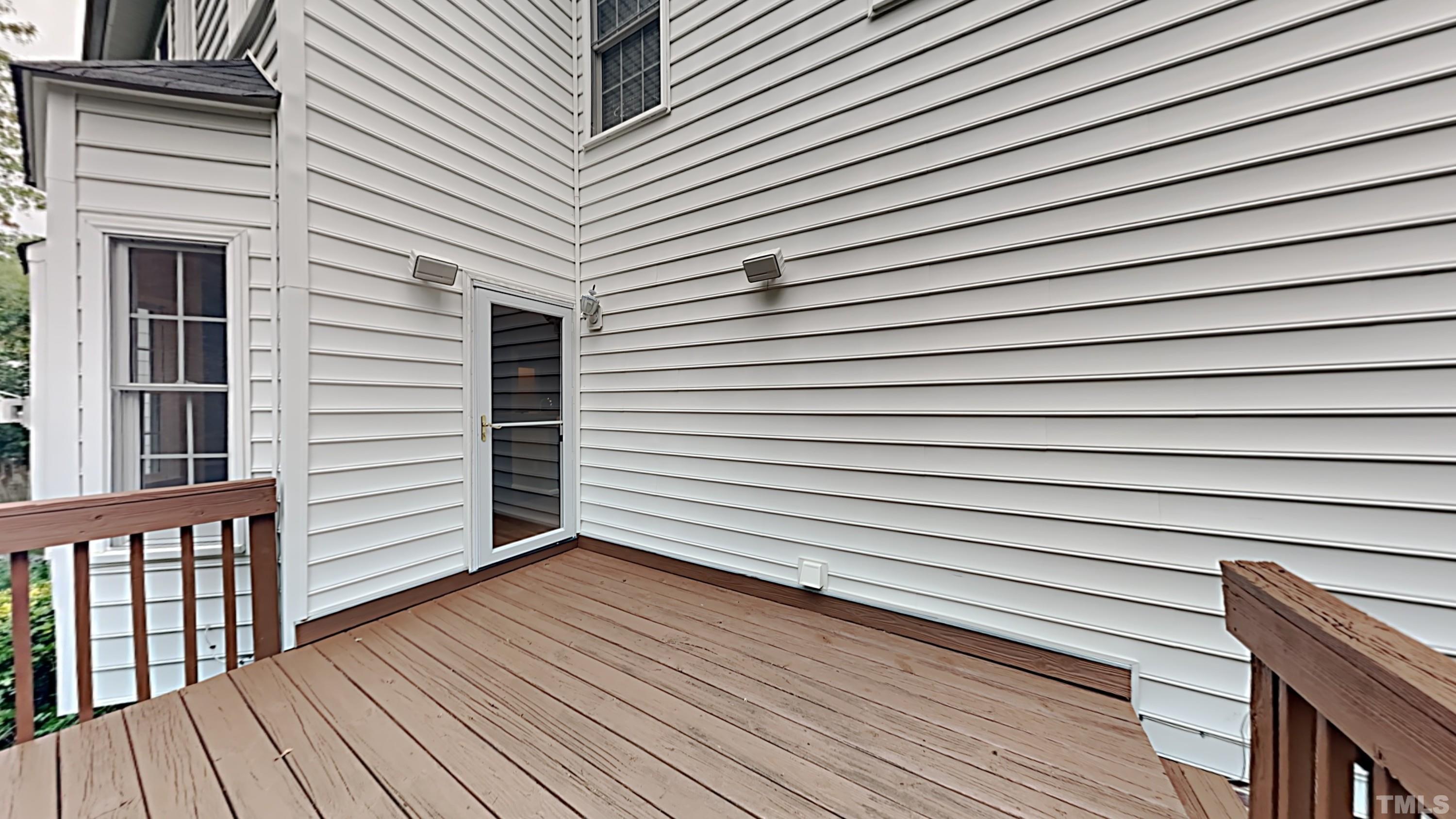 5020 Amberfield Way Raleigh, NC 27604 - Photo 10 of 24 a view of a back side of house