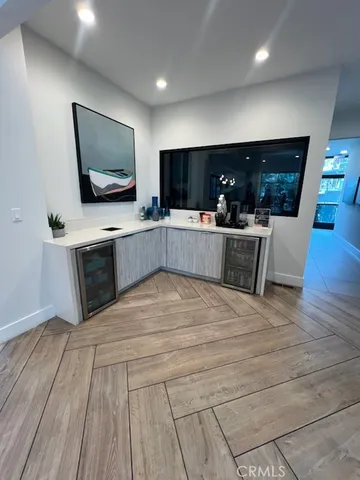 a bed room with furniture and a rug