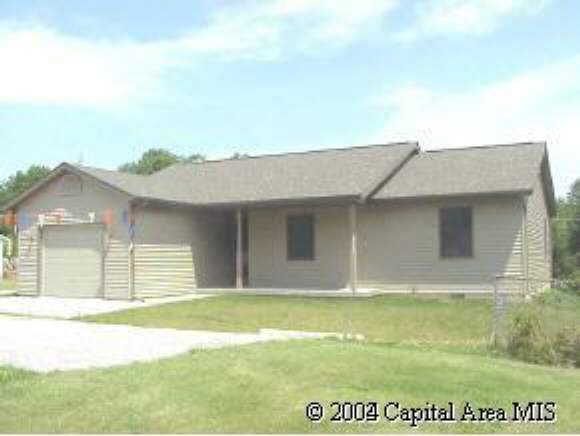 307 Washington Street Pawnee, IL 62558 - Photo 1 of 1