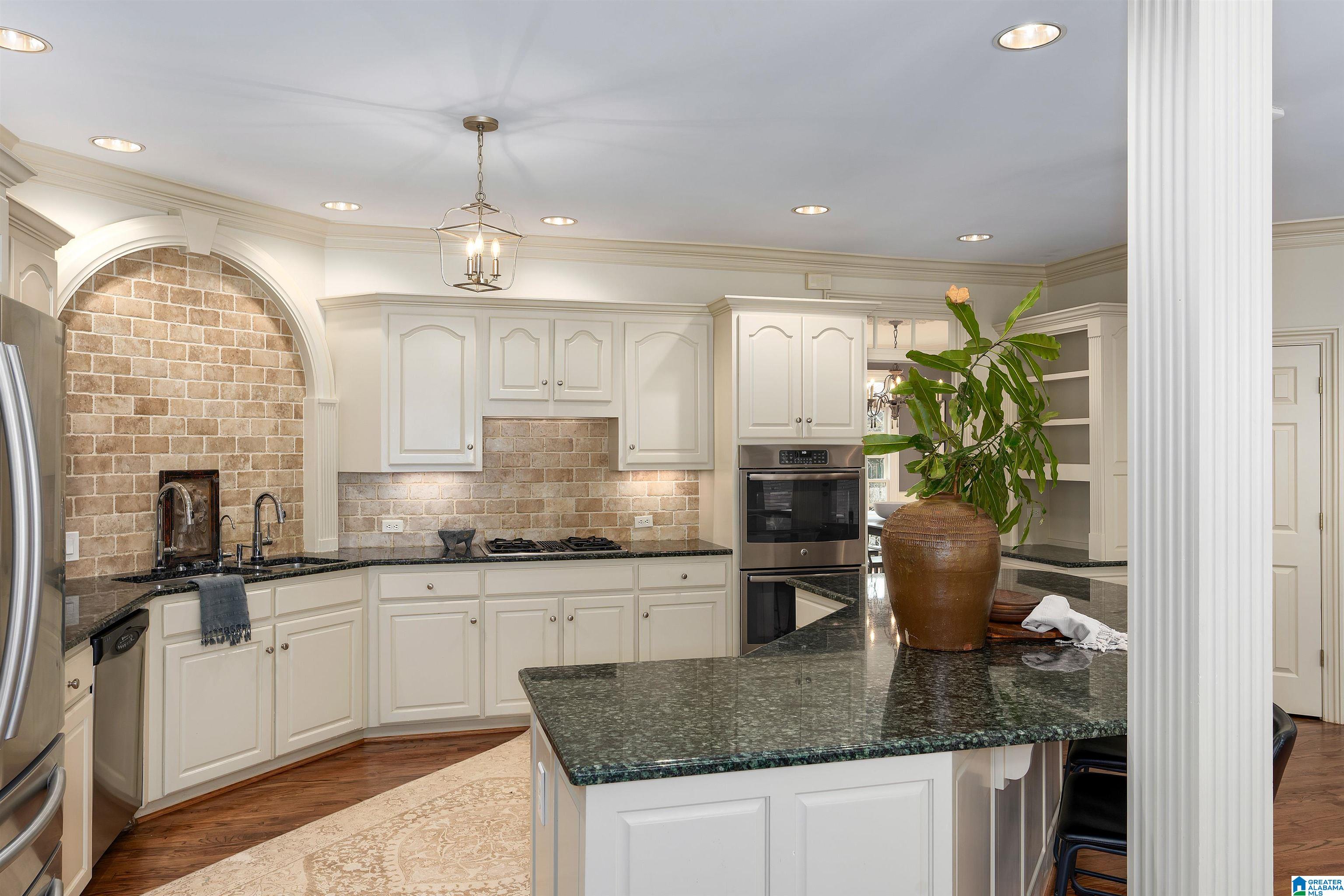 2020 Magnolia Ridge Birmingham, AL 35243 - Photo 20 of 67