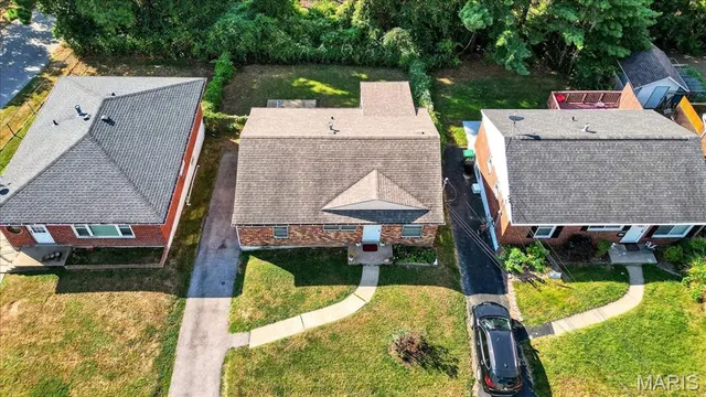 $257,000 | 8106 Fawn Avenue, Brentwood, MO 63144