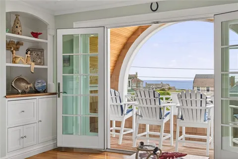 $4,950,000 | 20 Passpataug Avenue, Westerly, RI 02891