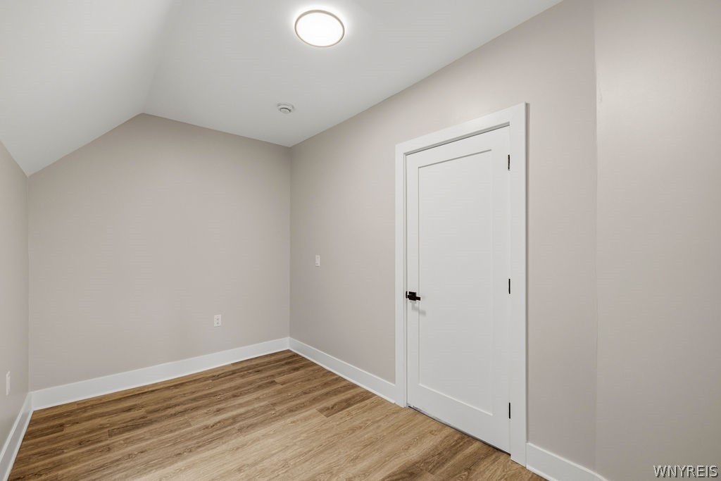 428 Normal Avenue Buffalo, NY 14213 - Photo 11 of 33