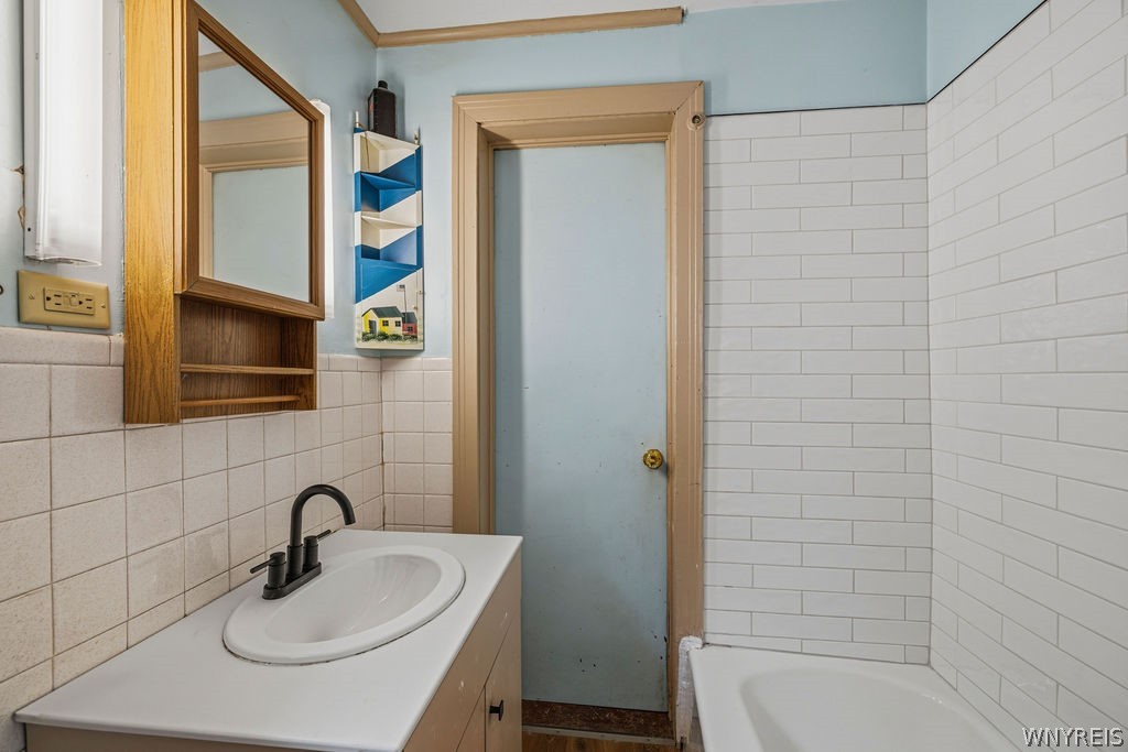 428 Normal Avenue Buffalo, NY 14213 - Photo 18 of 33