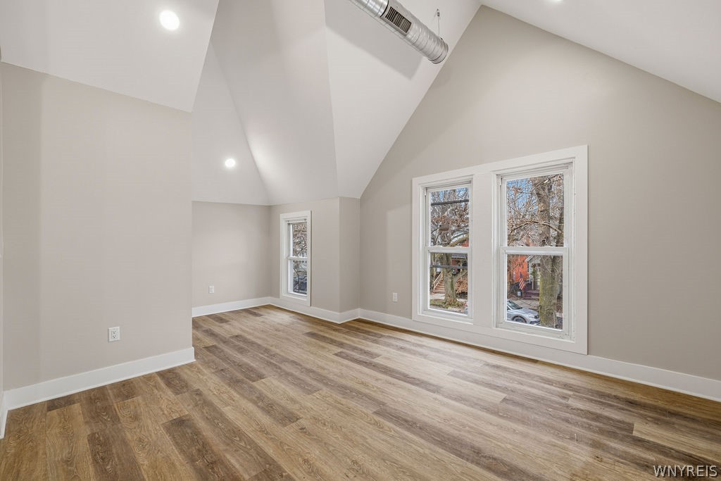 428 Normal Avenue Buffalo, NY 14213 - Photo 6 of 33