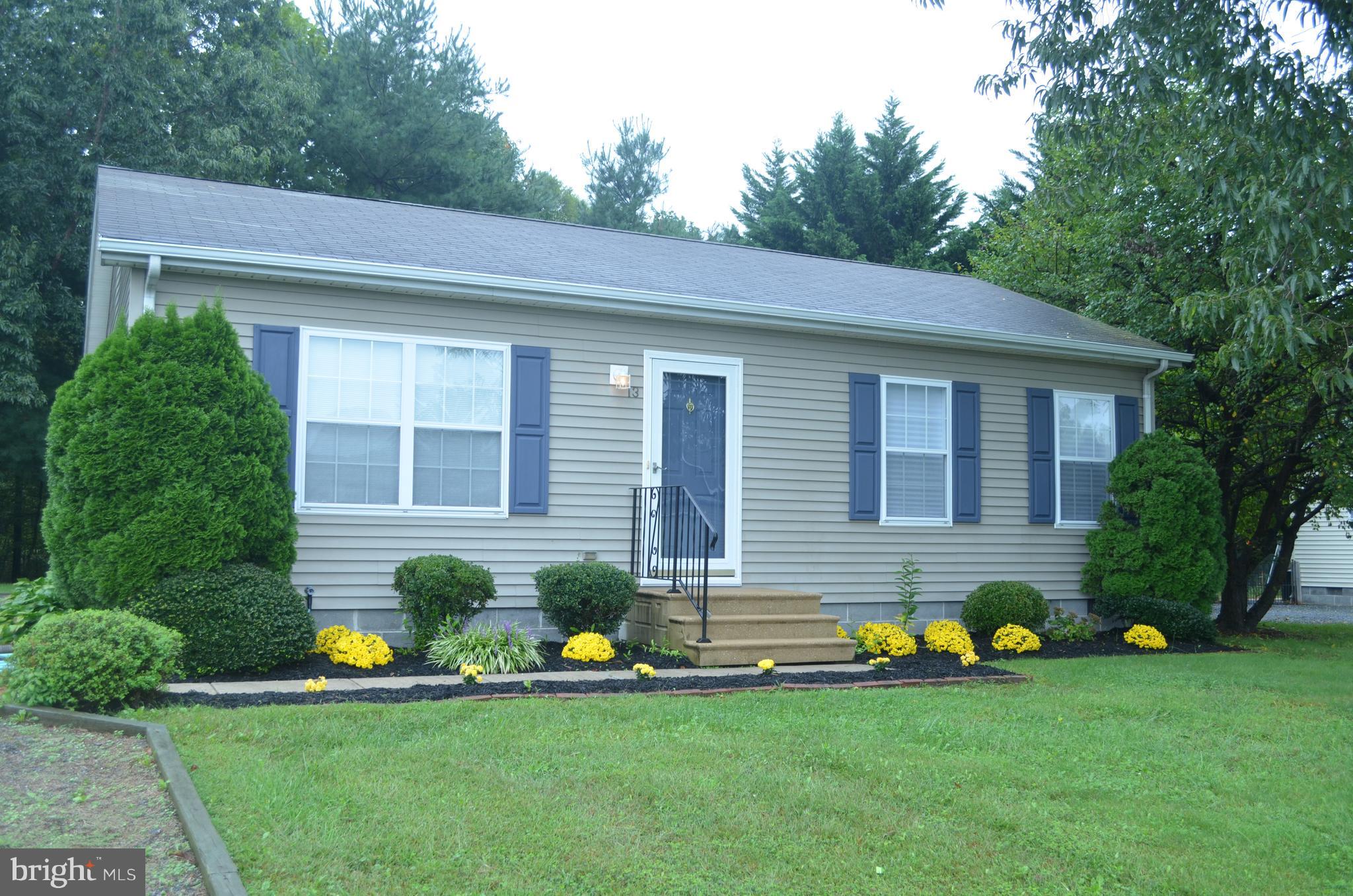 13 Oakview Court Ridgely, MD 21660 - Photo 3 of 3 Exterior (Front)
