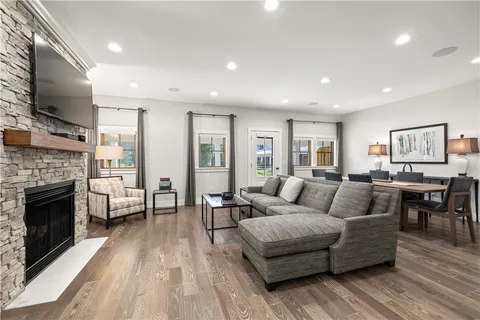 $1,900,000 | 3 White Hawk Ridge, Richmond, RI 02898