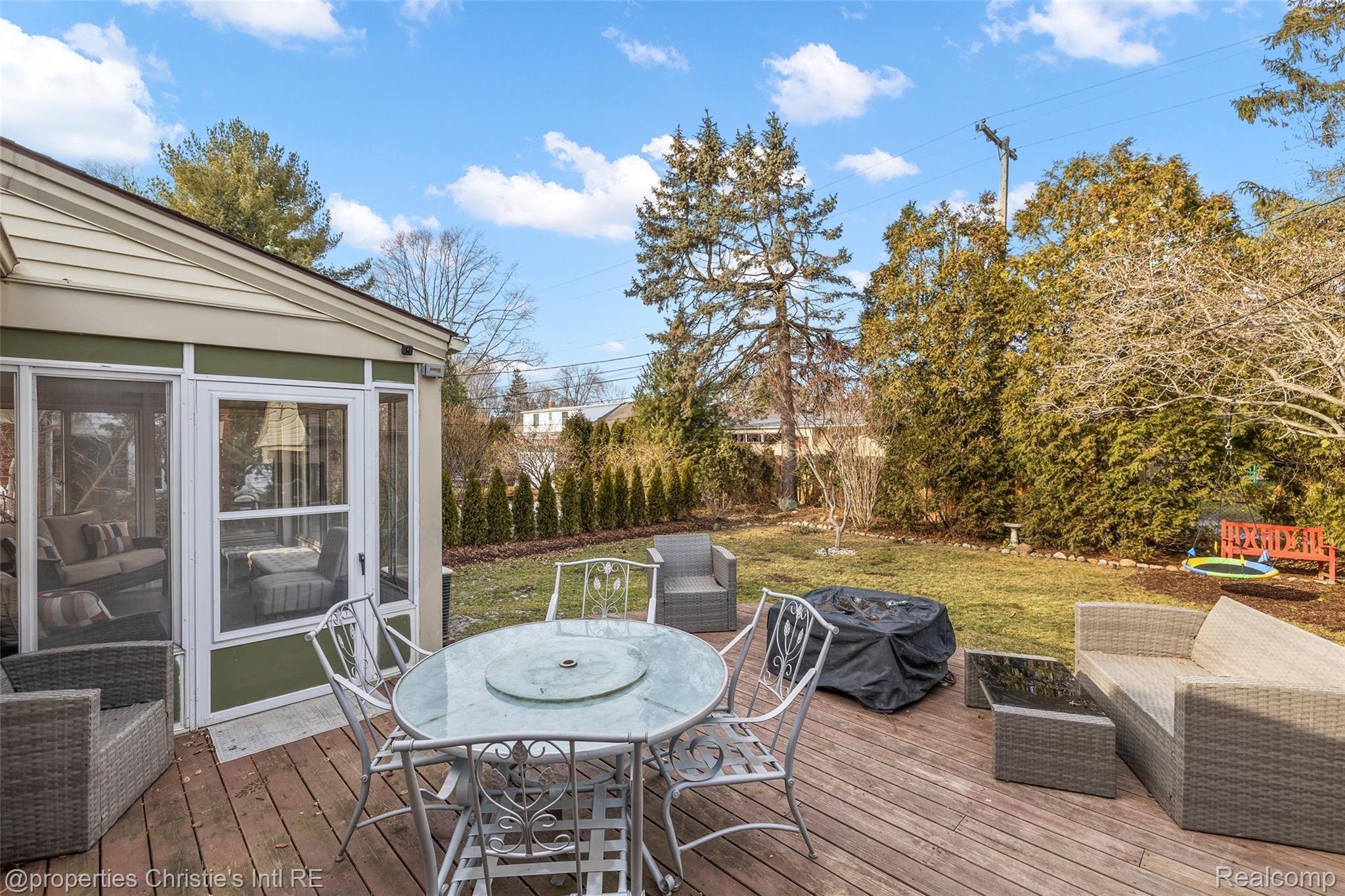 540 Shoreham Road Grosse Pointe, MI 48236 - Photo 39 of 44 540 Shoreham Rd-12.jpg