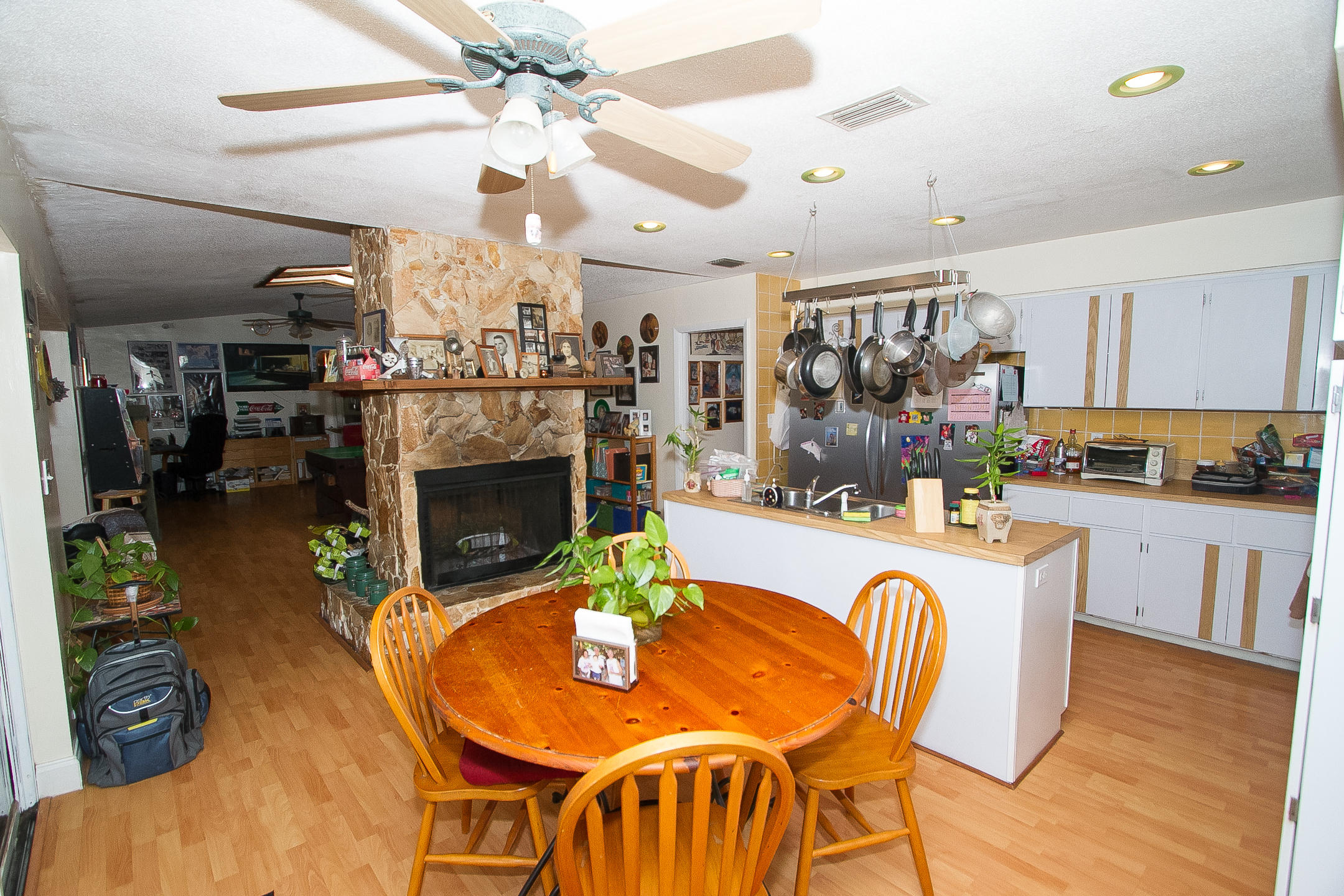1011 Southwest 11th Terrace Boca Raton, FL 33486 - Photo 7 of 38 Kitchen