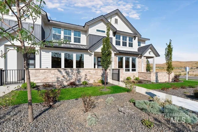 $454,800 | 6240 North Holly Springs Lane, Eagle, ID 83616