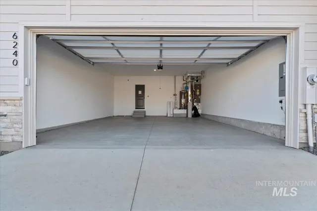 $454,800 | 6240 North Holly Springs Lane, Eagle, ID 83616