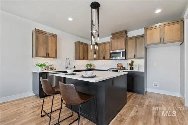 $454,800 | 6240 North Holly Springs Lane, Eagle, ID 83616