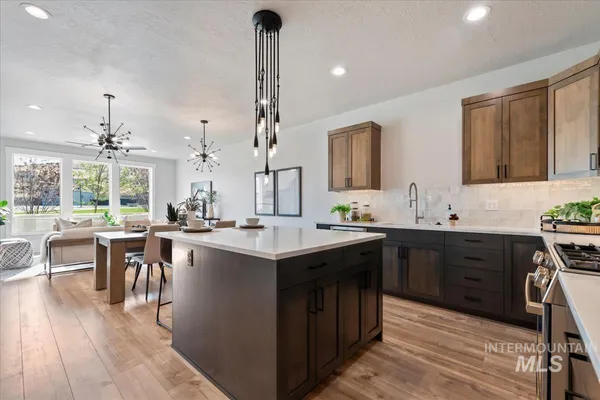 $454,800 | 6240 North Holly Springs Lane, Eagle, ID 83616