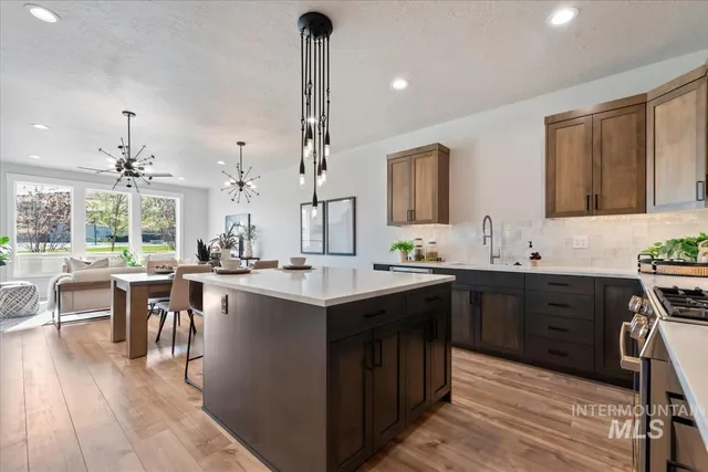 $454,800 | 6240 North Holly Springs Lane, Eagle, ID 83616