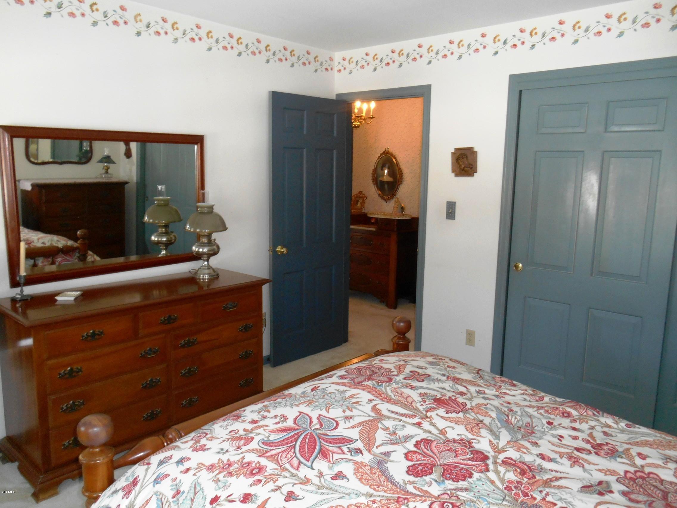 2327 Dorset Road Columbus, OH 43221 - Photo 21 of 37