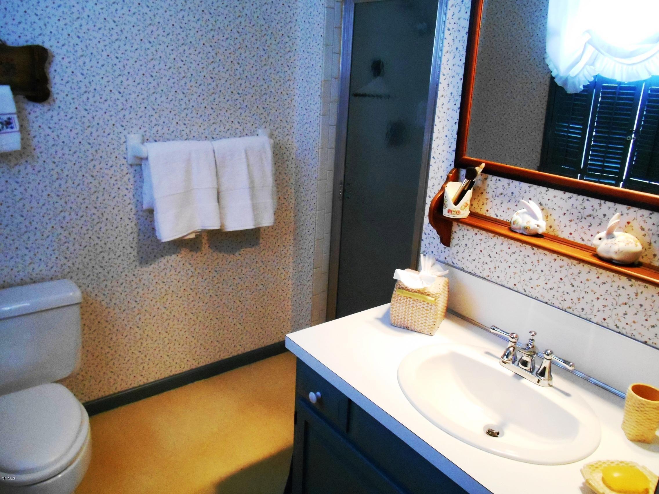 2327 Dorset Road Columbus, OH 43221 - Photo 22 of 37