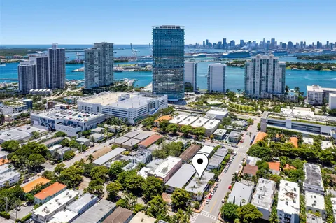 a picture of city view