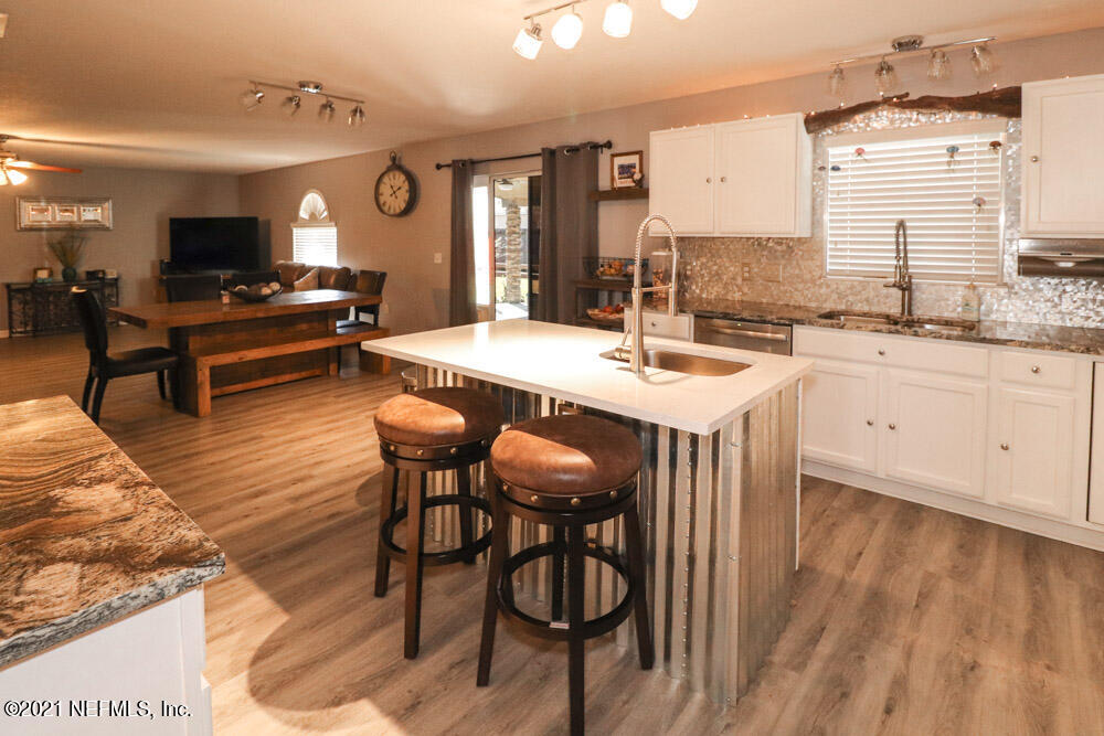 3817 Sand Dollar Road Middleburg, FL 32068 - Photo 17 of 62 12