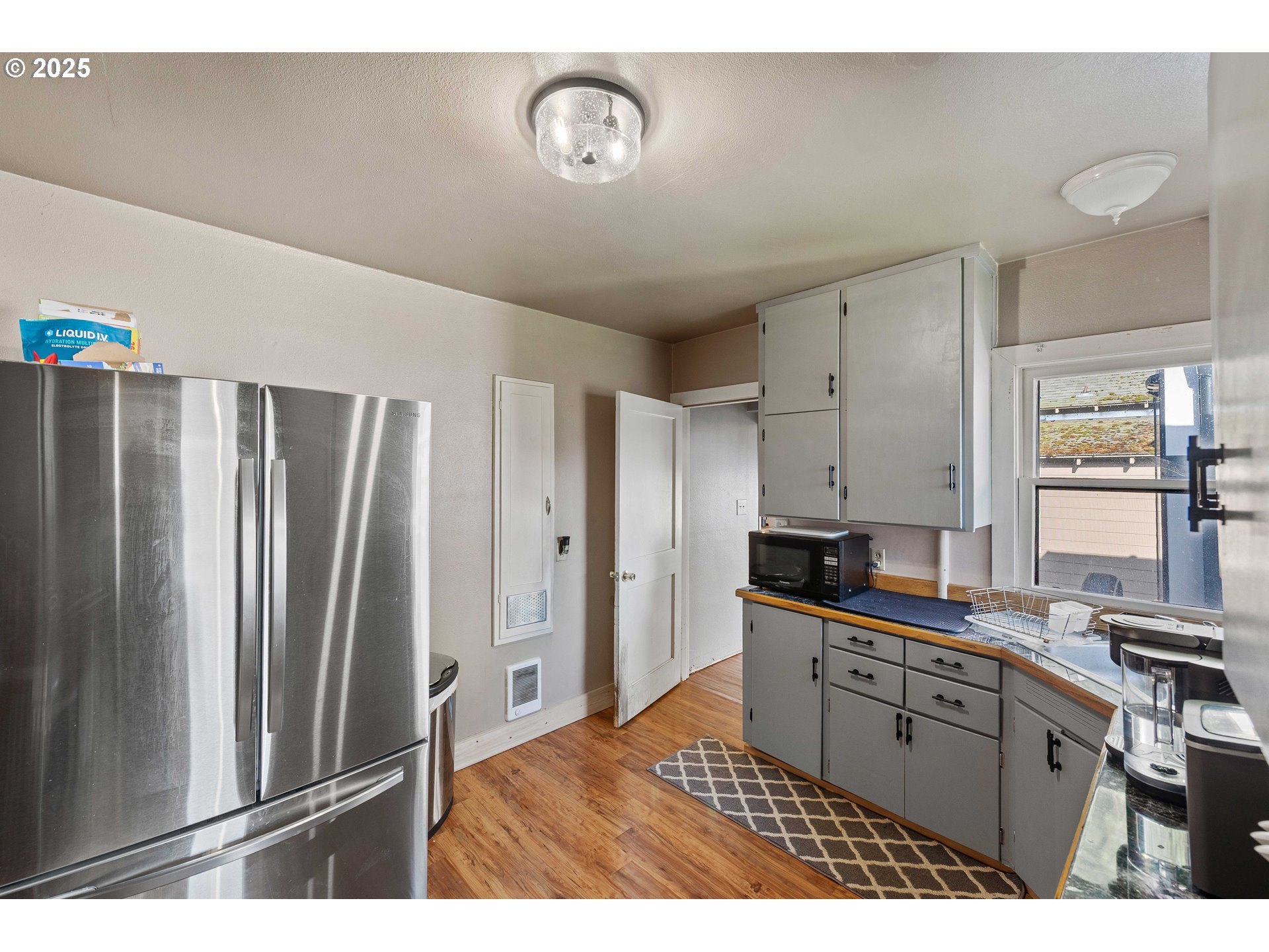 621 Maple Street Myrtle Point, OR 97458 - Photo 12 of 29