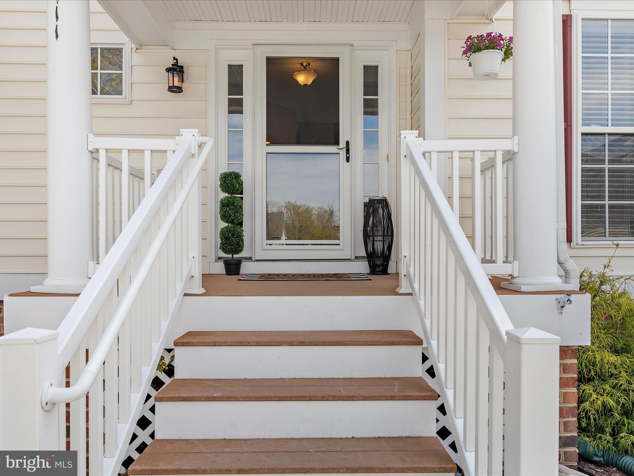 111 Ellison Drive Milton, DE 19968 - Photo 2 of 69 Welcoming Covered front Porch