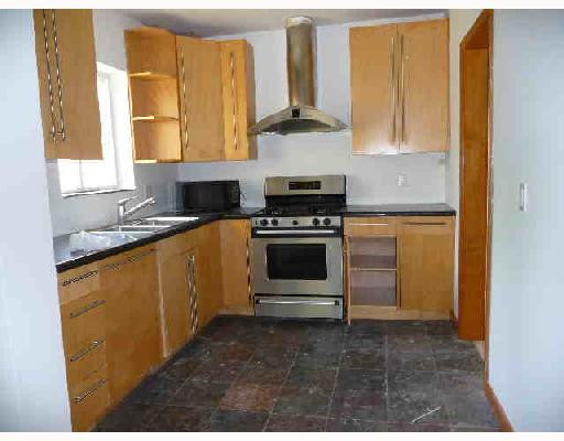 1450 Cleveland Road Miami Beach, FL 33141 - Photo 8 of 10 Kitchen