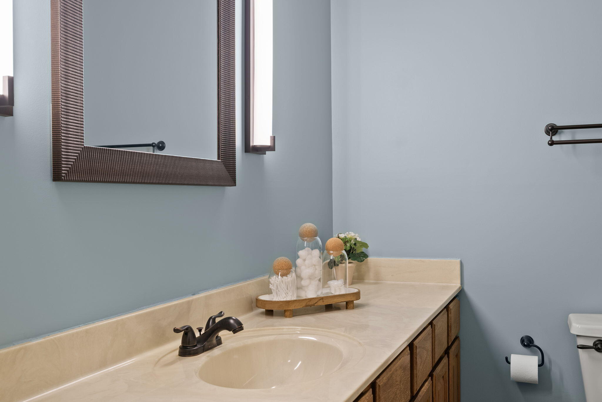 3949 Boston Road Lexington, KY 40514 - Photo 23 of 41 Full Bathroom Upstairs