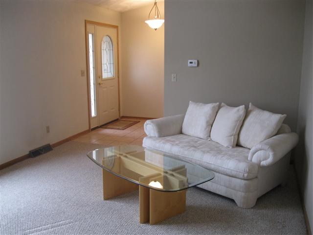 1544 Ridgeline Road Rockton, IL 61072 - Photo 4 of 19 Gallery Image 4
