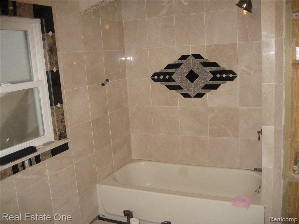 16195 Beech Daly Road Taylor, MI 48180 - Photo 6 of 12 IMG_0940