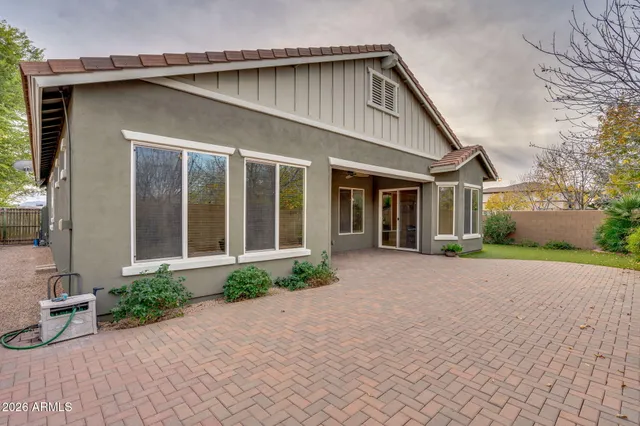 $700,000 | 3702 East Robin Lane, Gilbert, AZ 85296