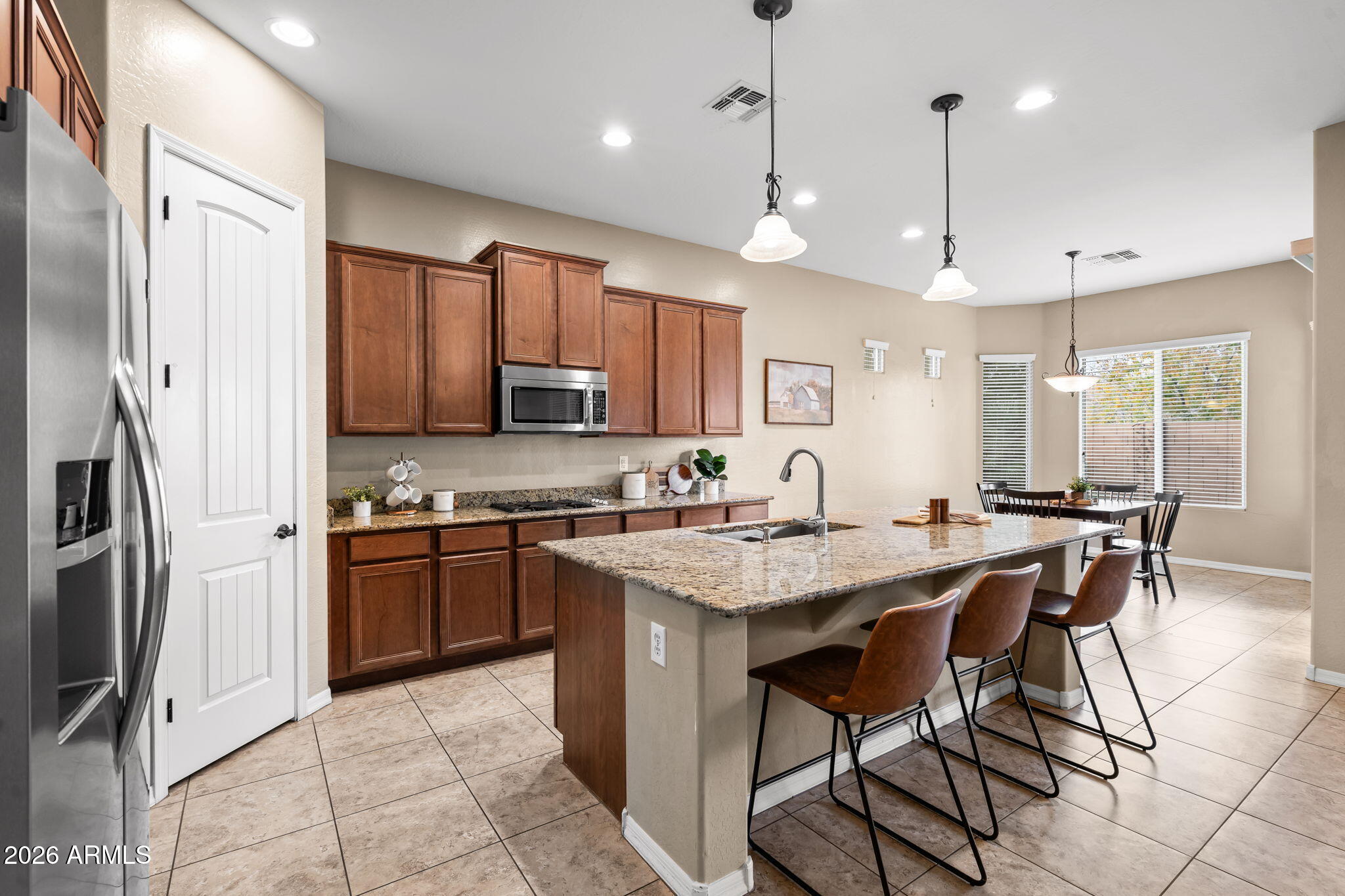 3702 East Robin Lane Gilbert, AZ 85296 - Photo 5 of 39 Kitchen
