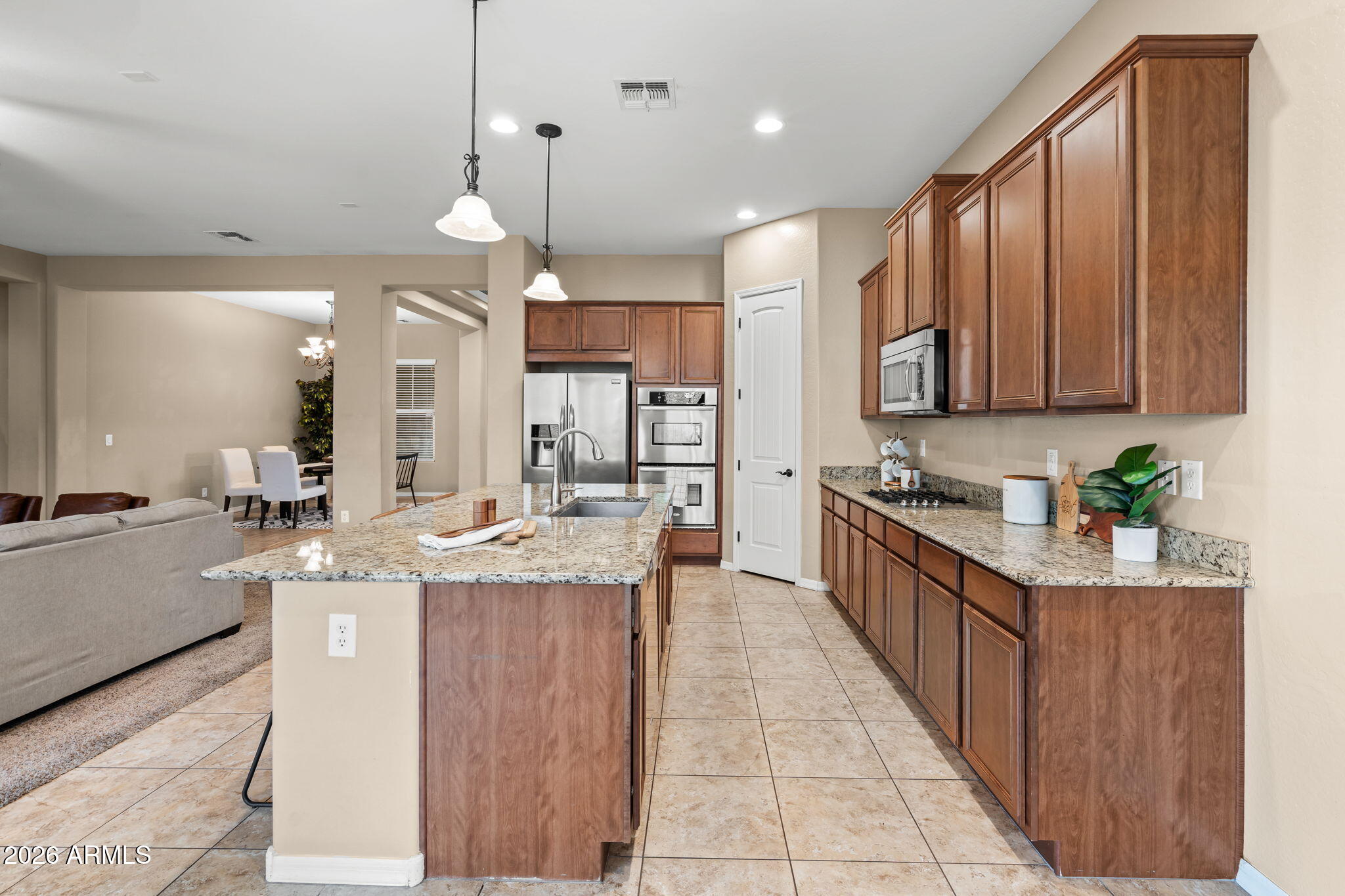 3702 East Robin Lane Gilbert, AZ 85296 - Photo 8 of 39 Kitchen