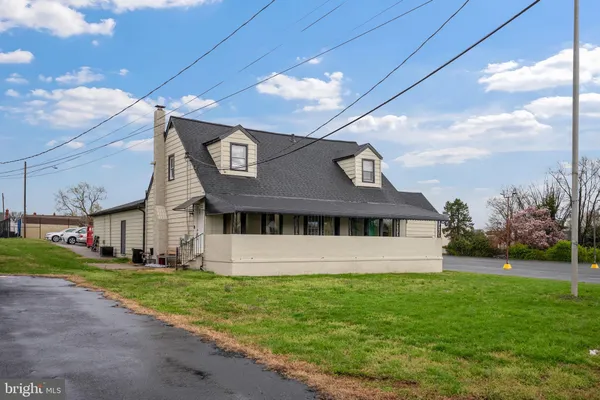 $3,500 | 7917 Wise Avenue, Dundalk, MD 21222