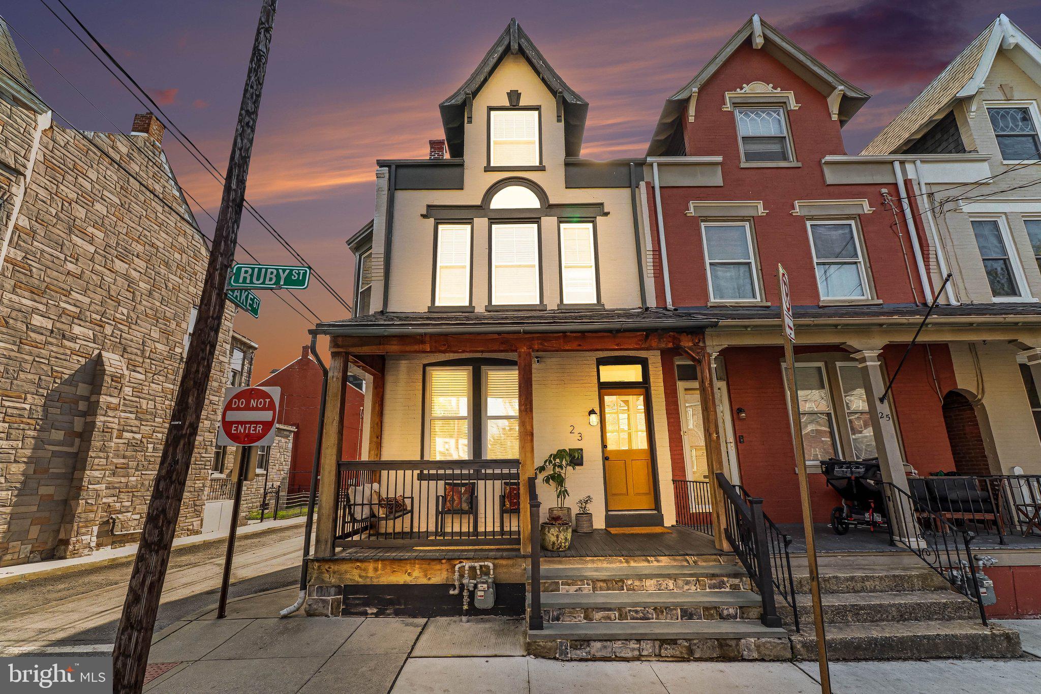 23 Ruby Street Lancaster, PA 17603 - Photo 2 of 27