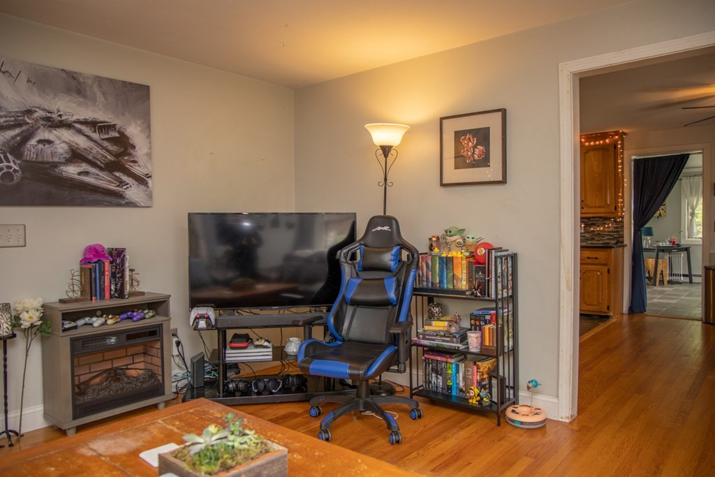 75 Sagamore Road West Springfield, MA 01089 - Photo 9 of 24 a room with furniture and wooden floor