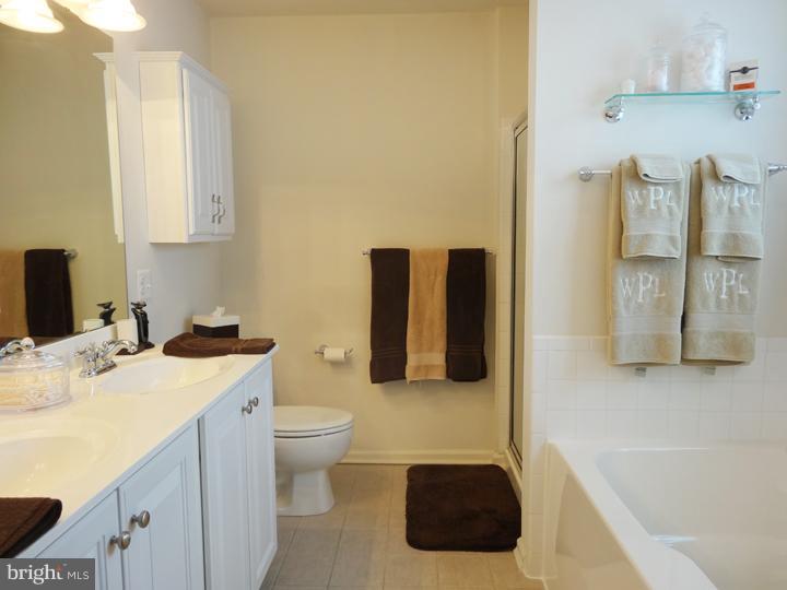 425 Bucks Road Perkasie, PA 18944 - Photo 12 of 19 Bathroom