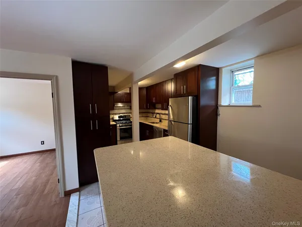 $1,850 | 40-41 215th Place | Bayside